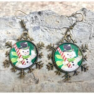 Retro Snowman in Pewter Alloy Snowflake Glass Drop Earrings